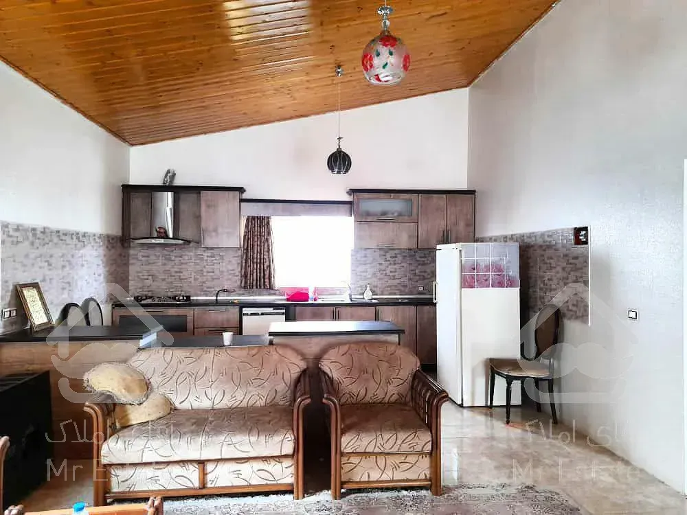 هشتادو پنج متر ويلا فلت نوساز و شيك