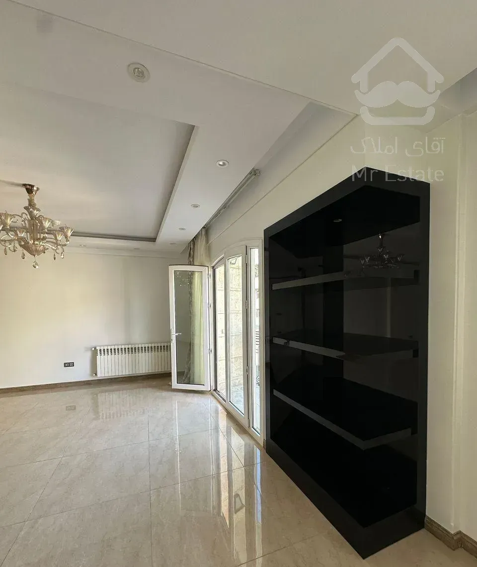 فروش آپارتمان ۲۲۰ متری ۳ خوابه در آجودانیه