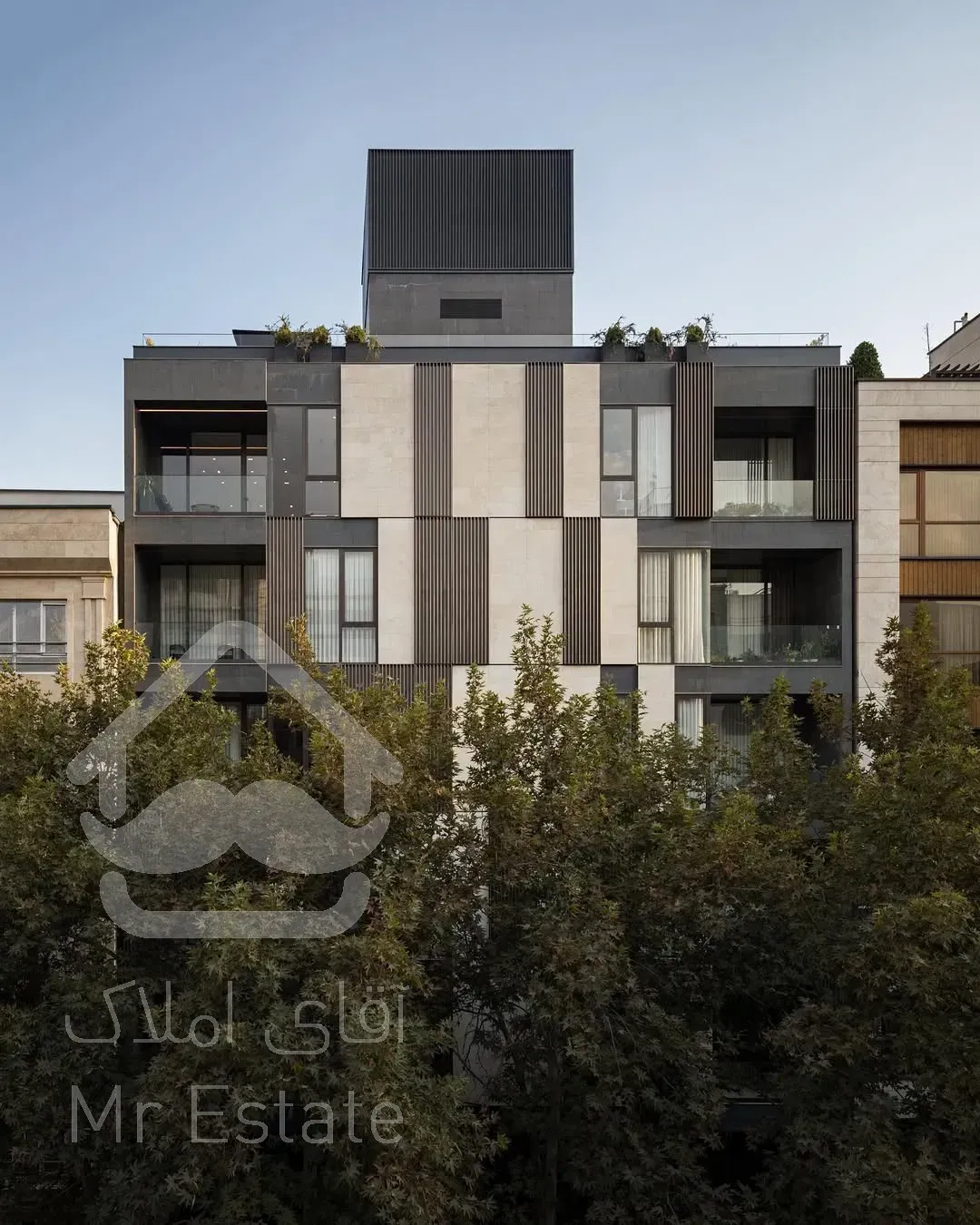 فروش ۱۸۰متری ۳خواب مدرن 4p سنبل