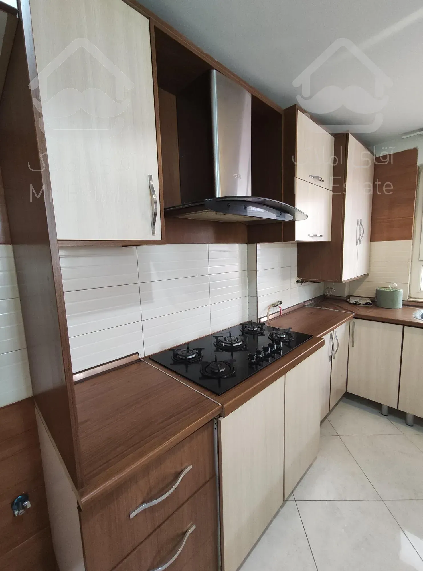 ۱۱۷متر آپارتمان در منطقه۲۲تهران