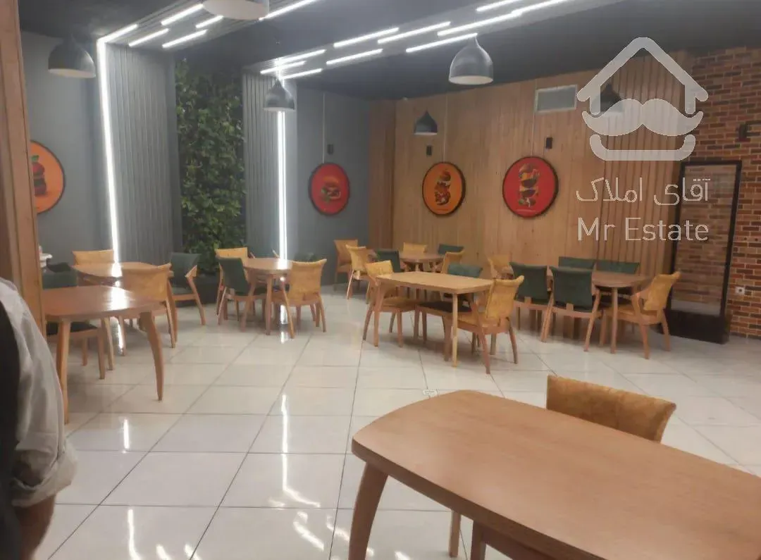 مغازه ۶۰۰متر