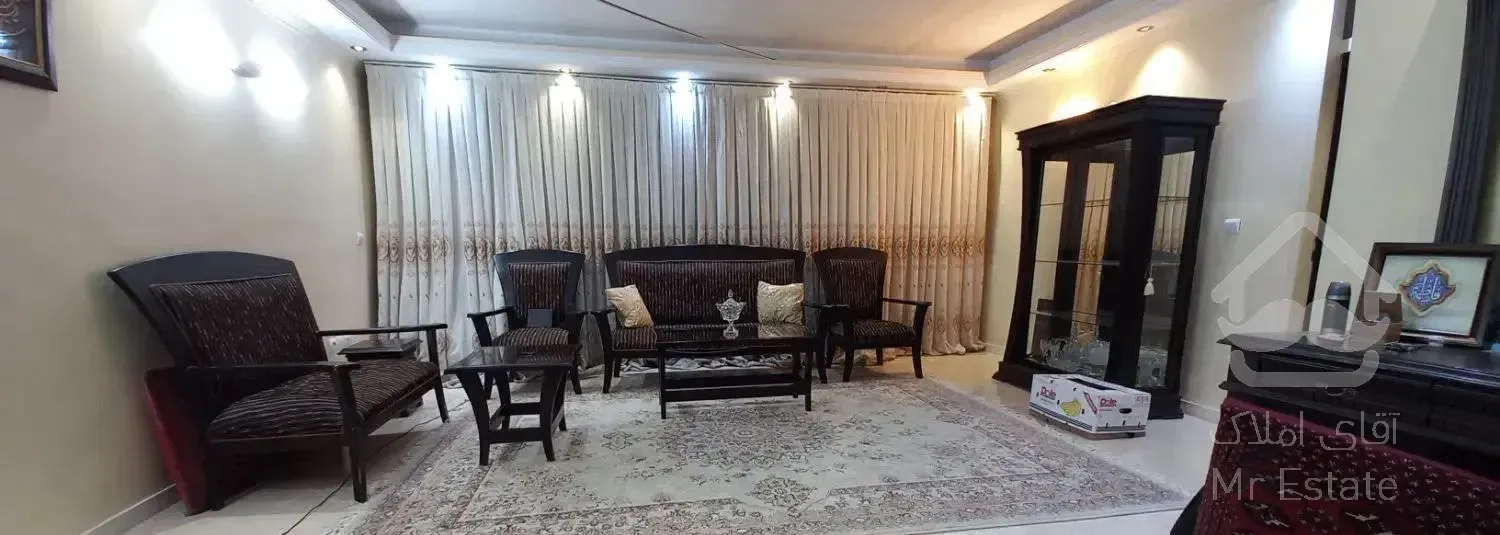 آپارتمان ۱۱۰ متری ۲ خواب با انباری طبقه دوم