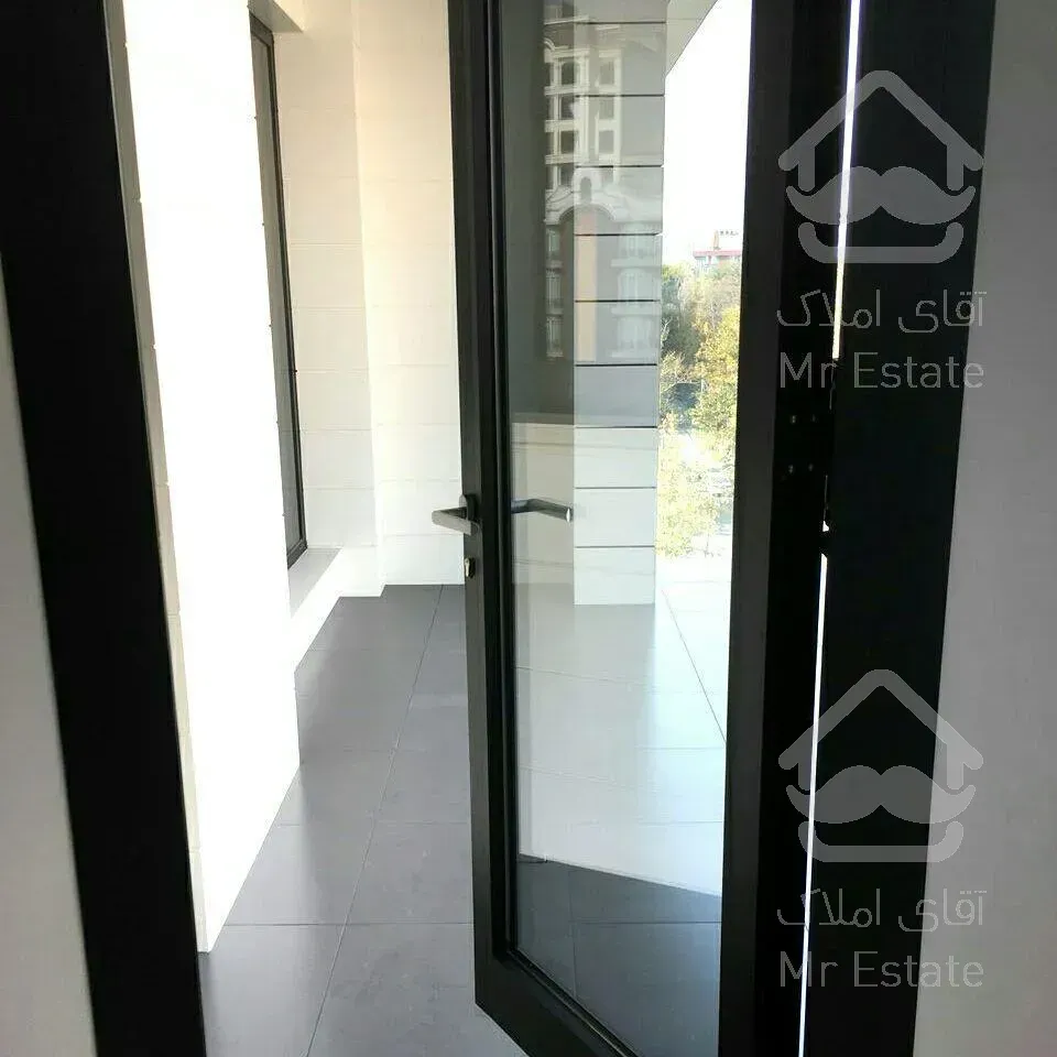 آپارتمان ٣۶٠ متری فرمانیه سنبل