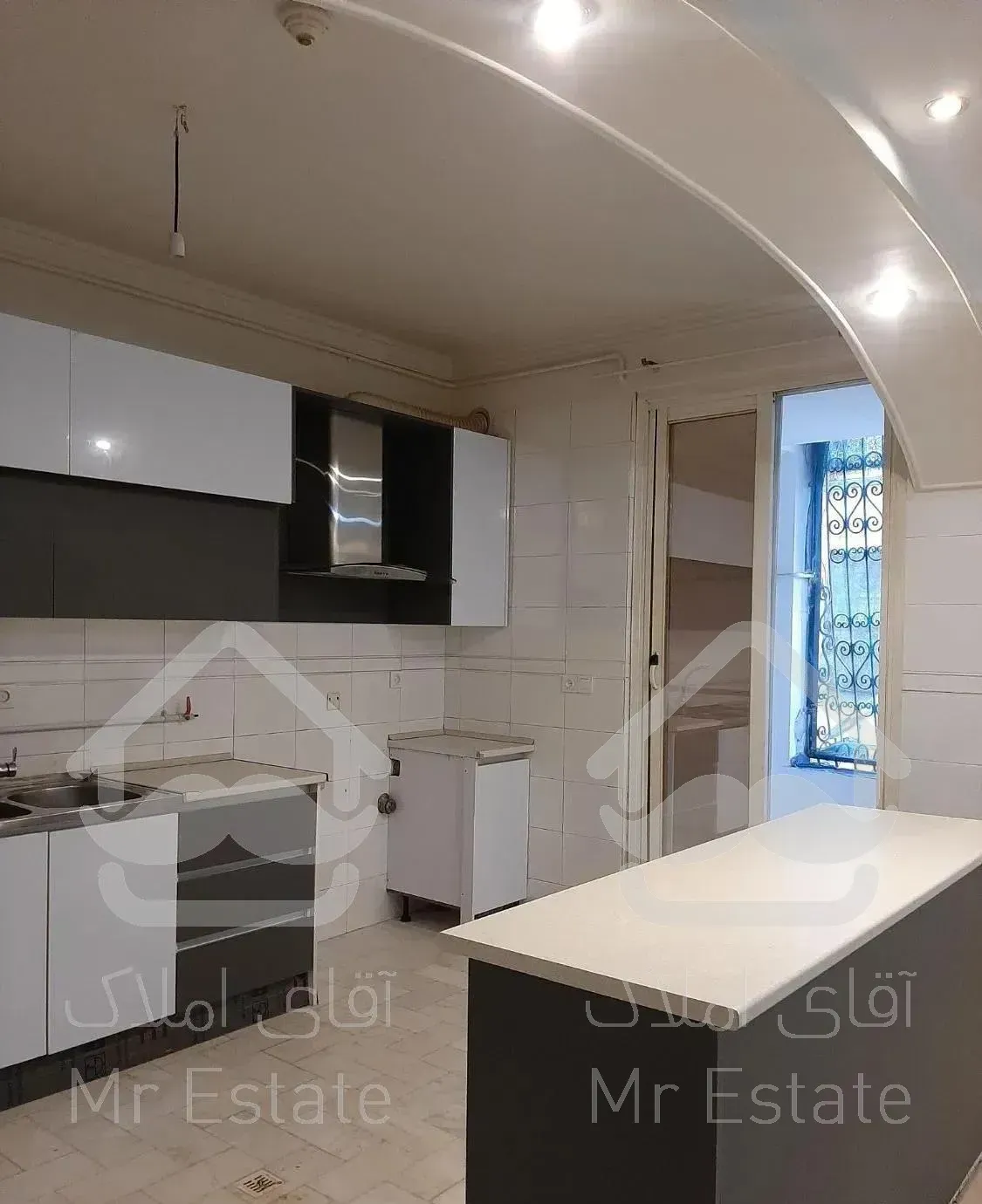 ۱۳۵ متر ۳ خواب کوی فراز