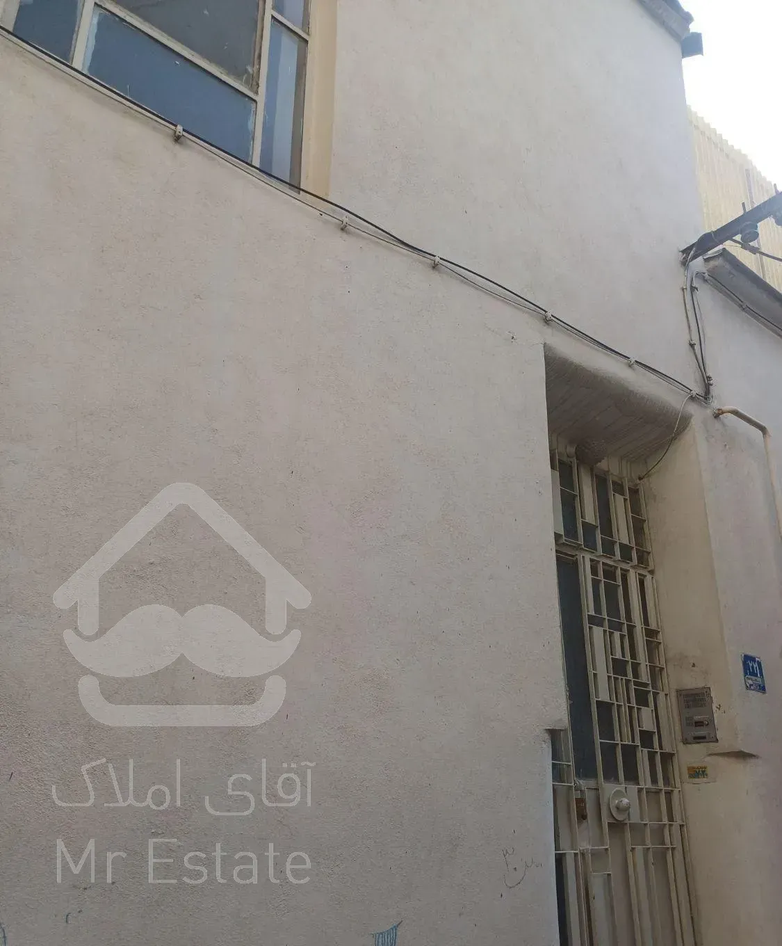 خانه دربستی ۱۴۰ متر در ۲ طبقه بنا جماران