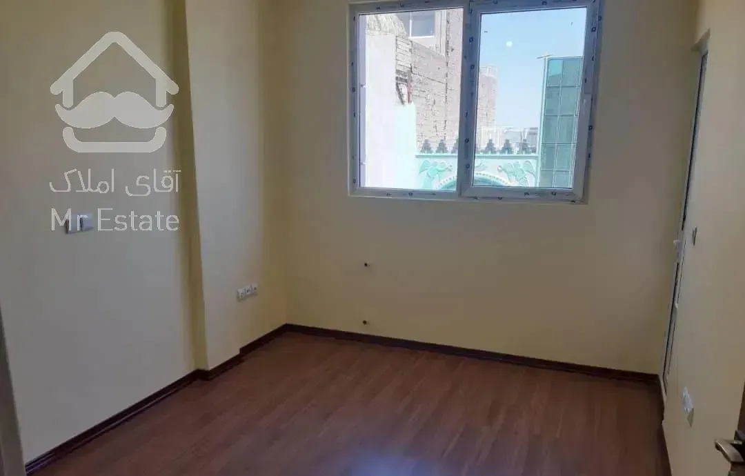 آپارتمان 160 متری جمهوری 14 چهاراه فرهنگیان