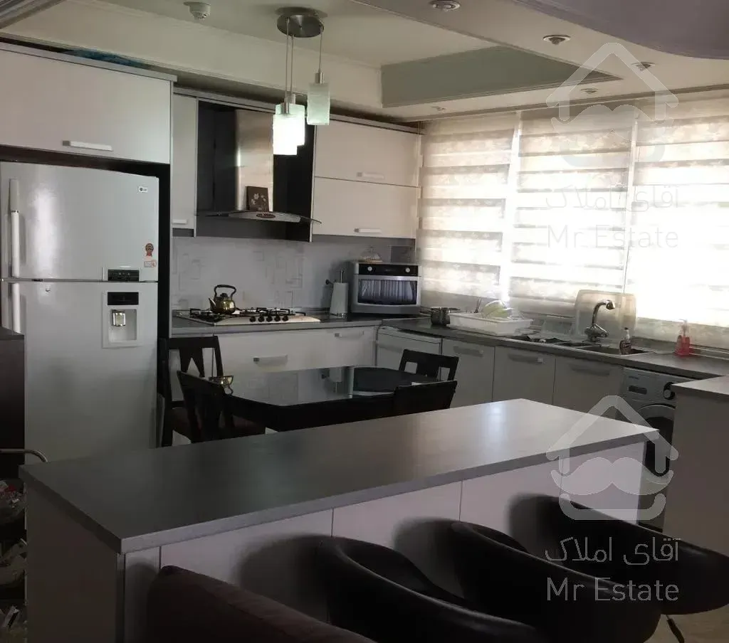 آپارتمان اندرزگو ۱۸۰ متر سه خواب