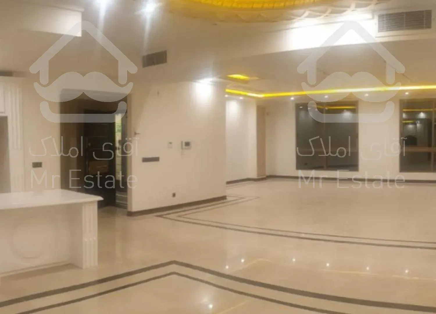 ۲۳۰ متر  در نفت شمالی