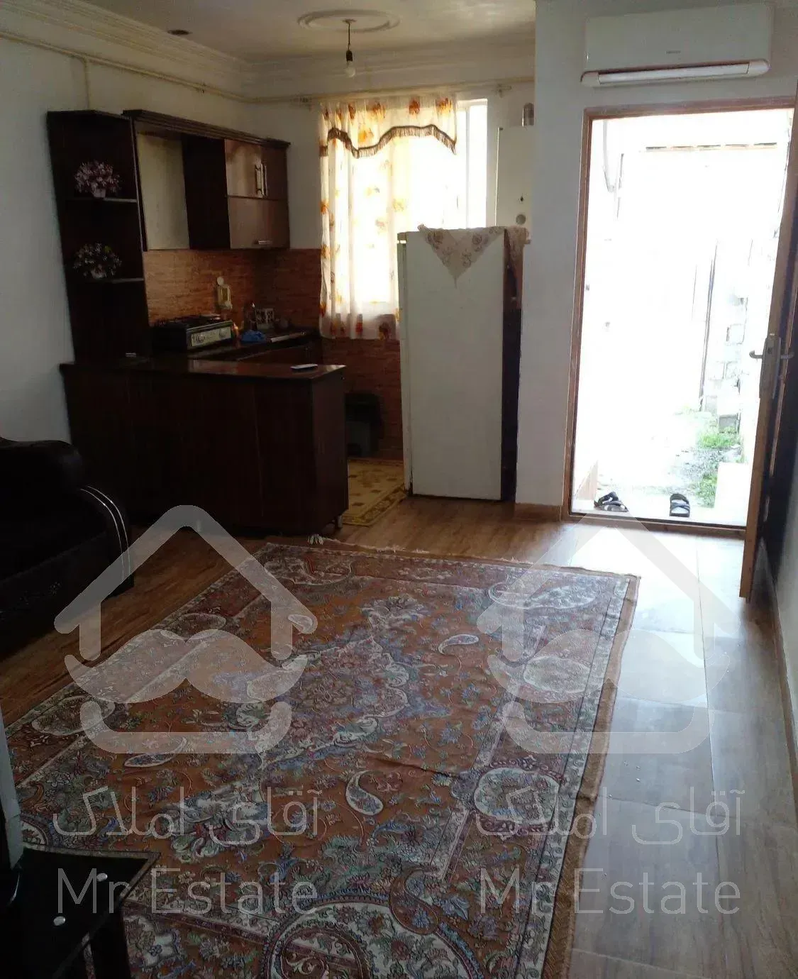 سوئیت ۵ واحد دربست نوساز تمیز با پارکینگ