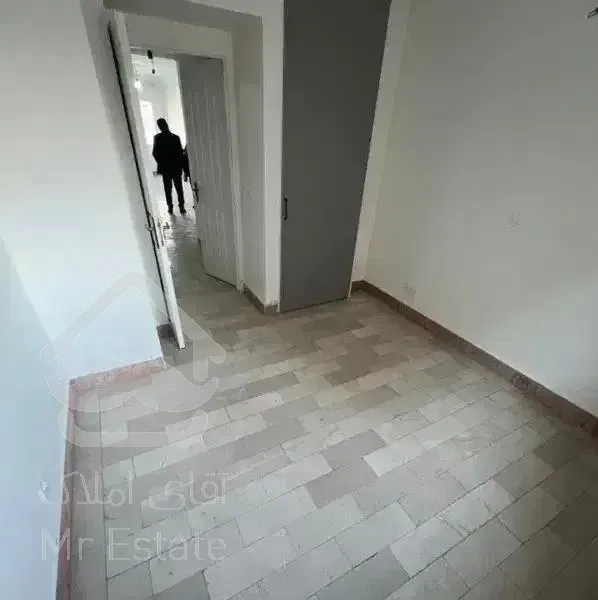 ۵۵ متر با پارکینگ سندی بدون مزاحم / دبستان