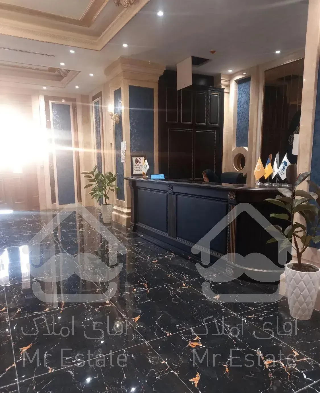 ۱۱۰ متر پونک(سیمون بولیوار) برج مجلل رونیکا پالاس