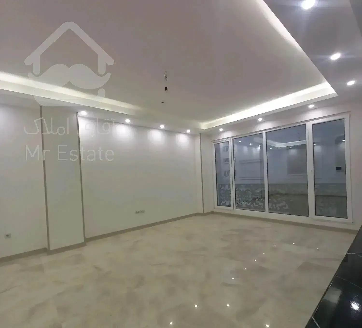 ۱۰۵ متر نوساز کلید نخورده پلان شاهکار مهندسی