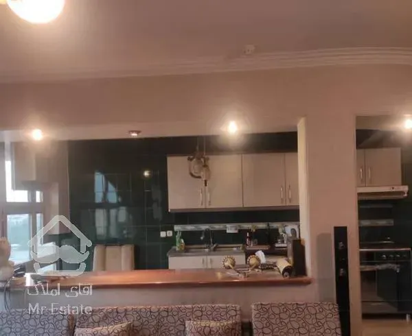 صادقیه آپارتمان 83 متری طبقه 8 برج باغ