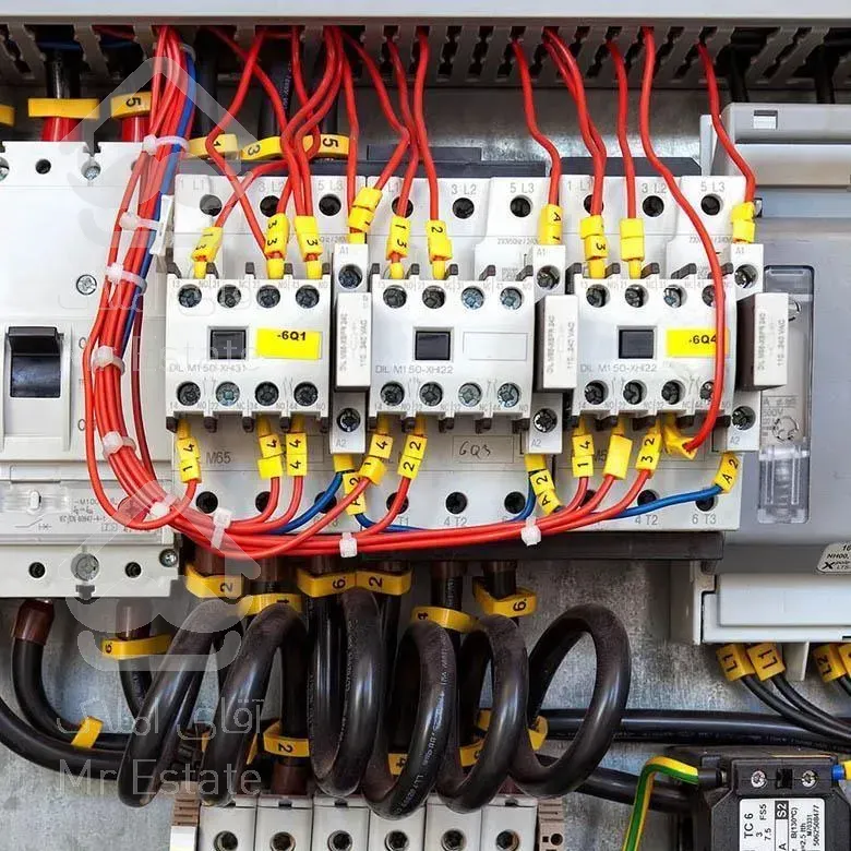 برقکار، برق کار صنعتی وساختمان با