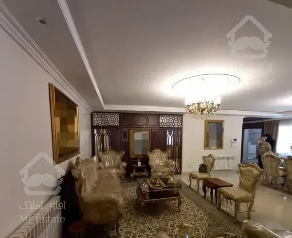 ۱۳۵ متری پر نور در  فرعی