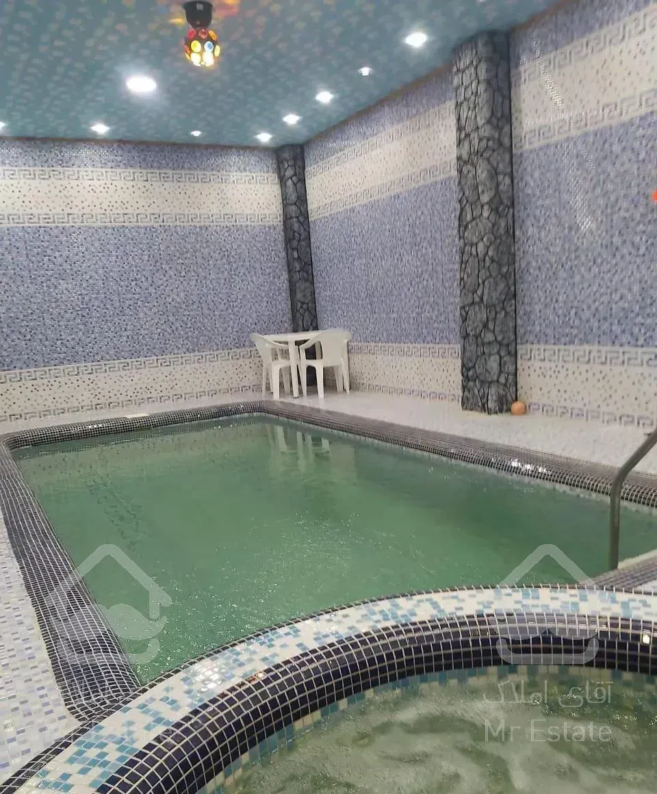 ویلا شهرکی استخر دار