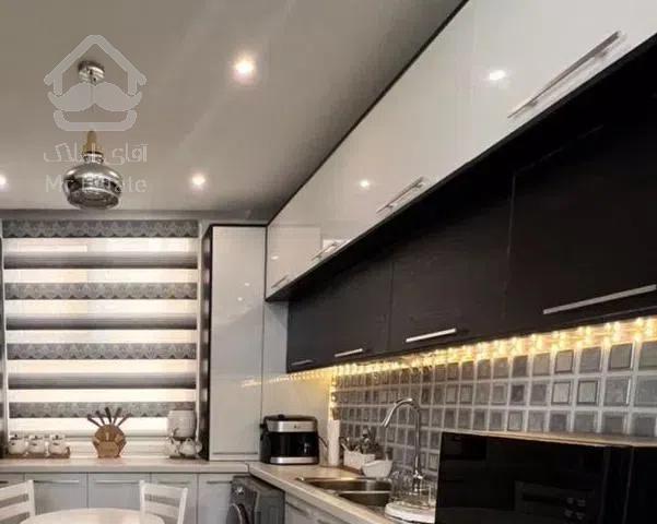 ۸۵متر / ۲خواب / نوساز / فردوس غرب