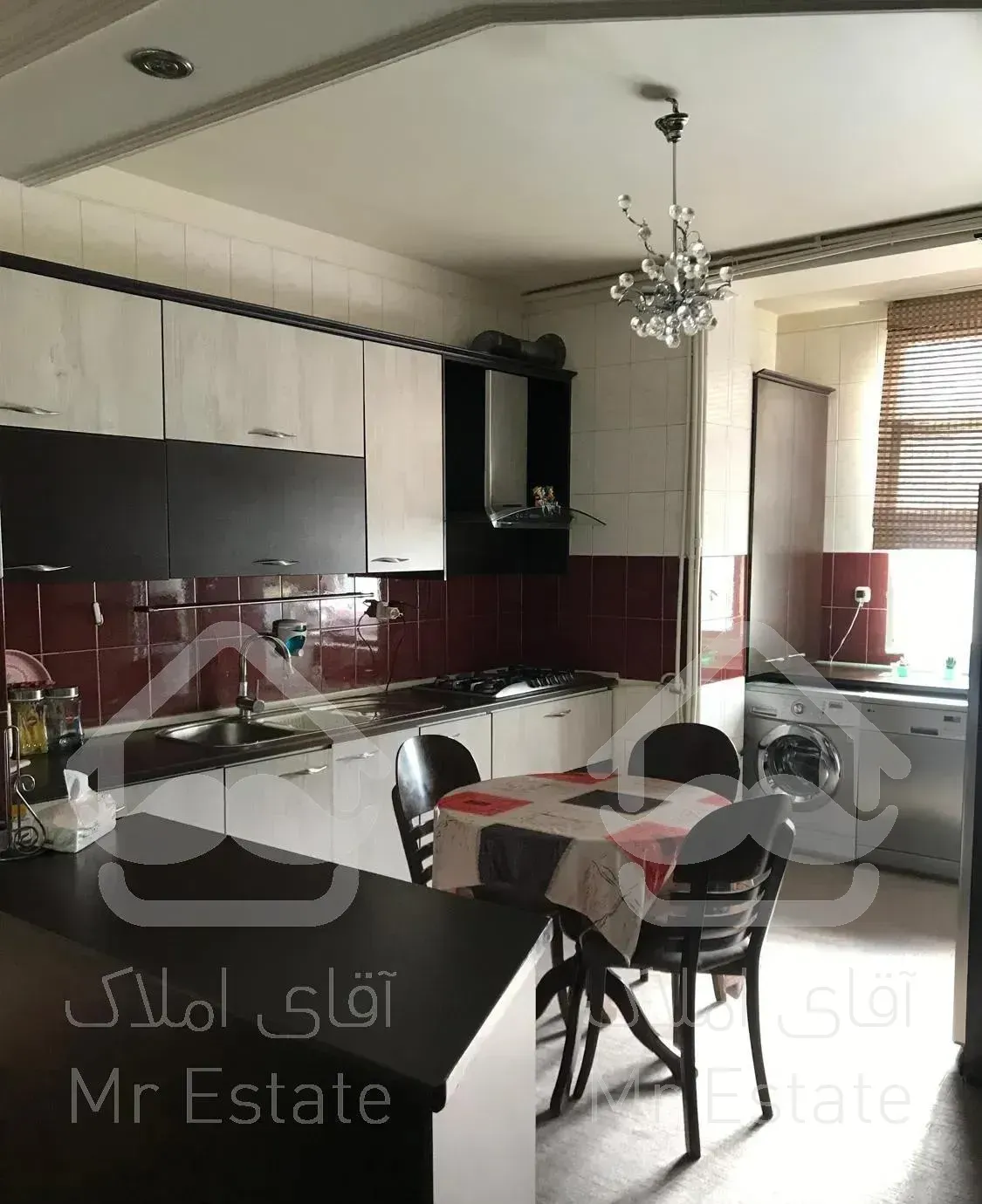 ۱۱۵متر در زمین ۱۰۰۰ متری