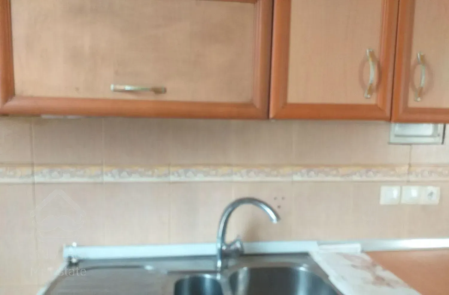 آپارتمان ۴۱متری /انباری شکوفه خ کیامنش