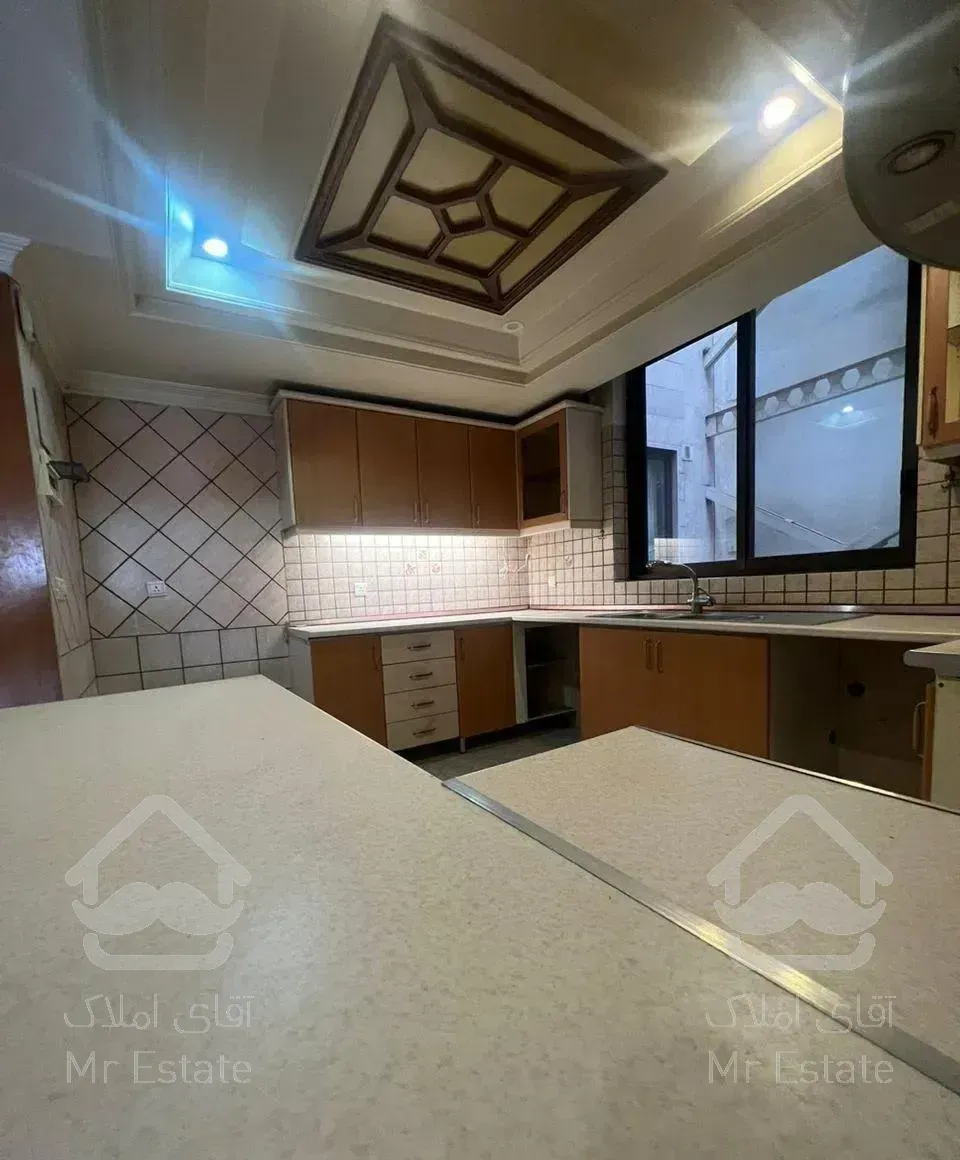 دولت /سه راه نشاط /118متر 3خواب/ تخلیه