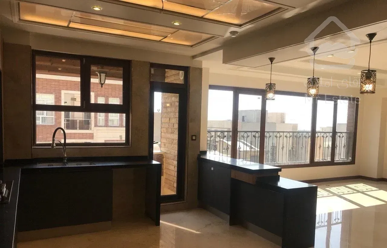 ۱۲۲ متر دونبش