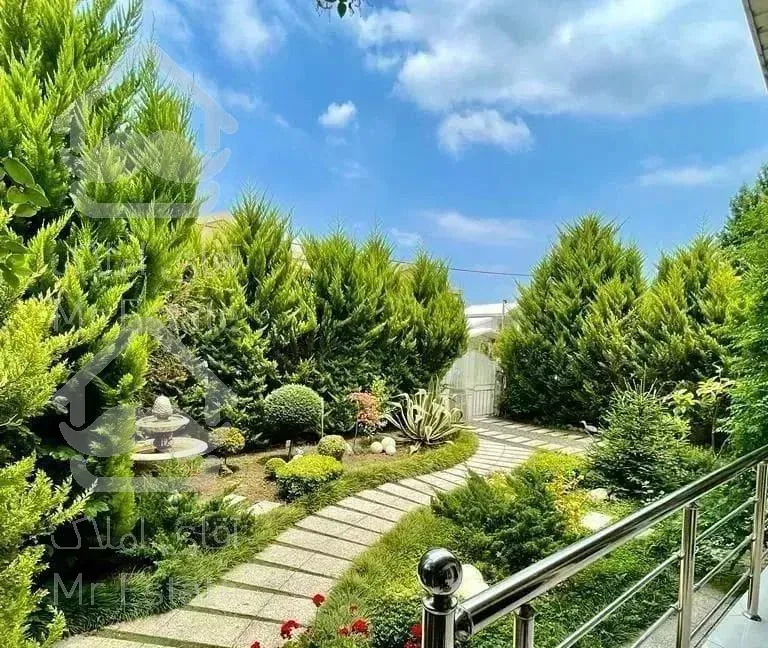 ویلا باغ 280 متری شهرک معروف محمودآباد