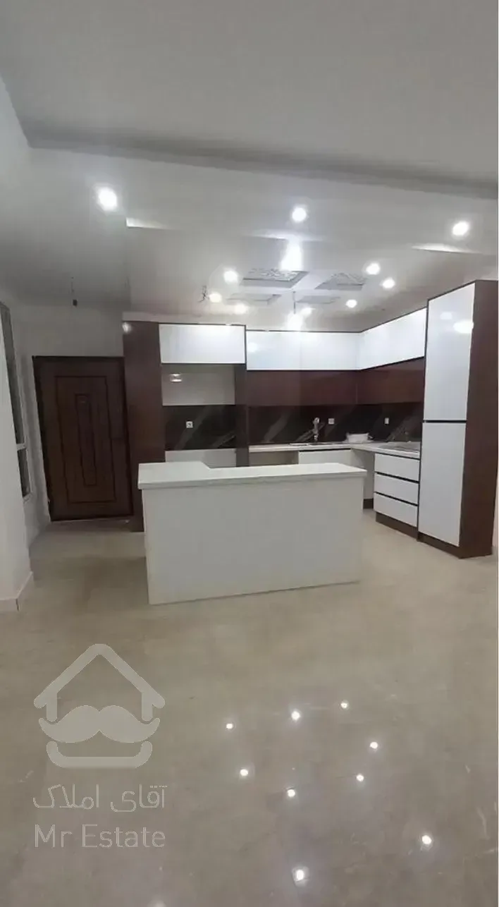 پاتریس ۱۳۰ متر ۳ خواب تک واحدی فول امکانات