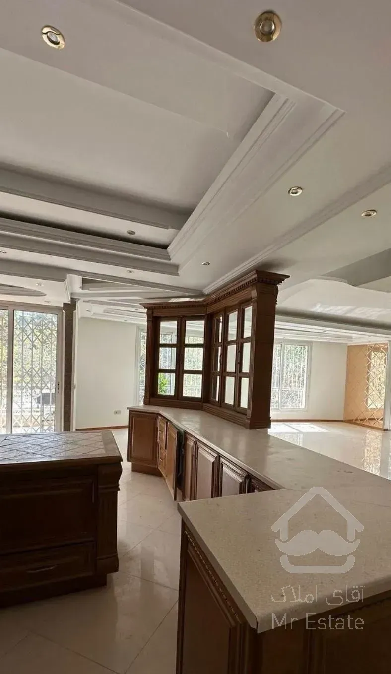 ۱۲۰متر جردن کاوسیه/ پلن خاص/ ورودی مشجر