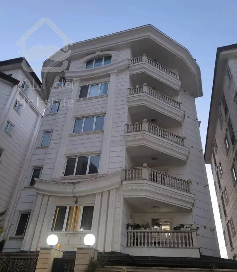 فروش آپارتمان ۱۱۴ متری ۲ خوابه