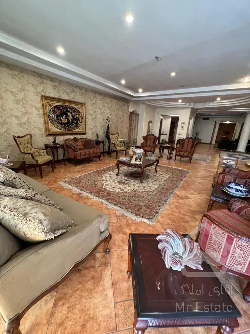 اجاره و رهن آپارتمان الهیه 370  متر اکازيون