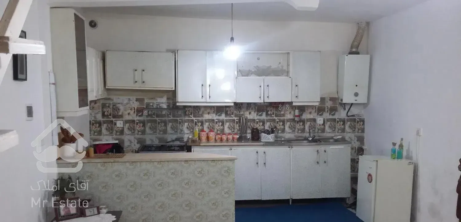 فروش منزل مسکونی دوطبقه 80 متر.انتهای همت غرب