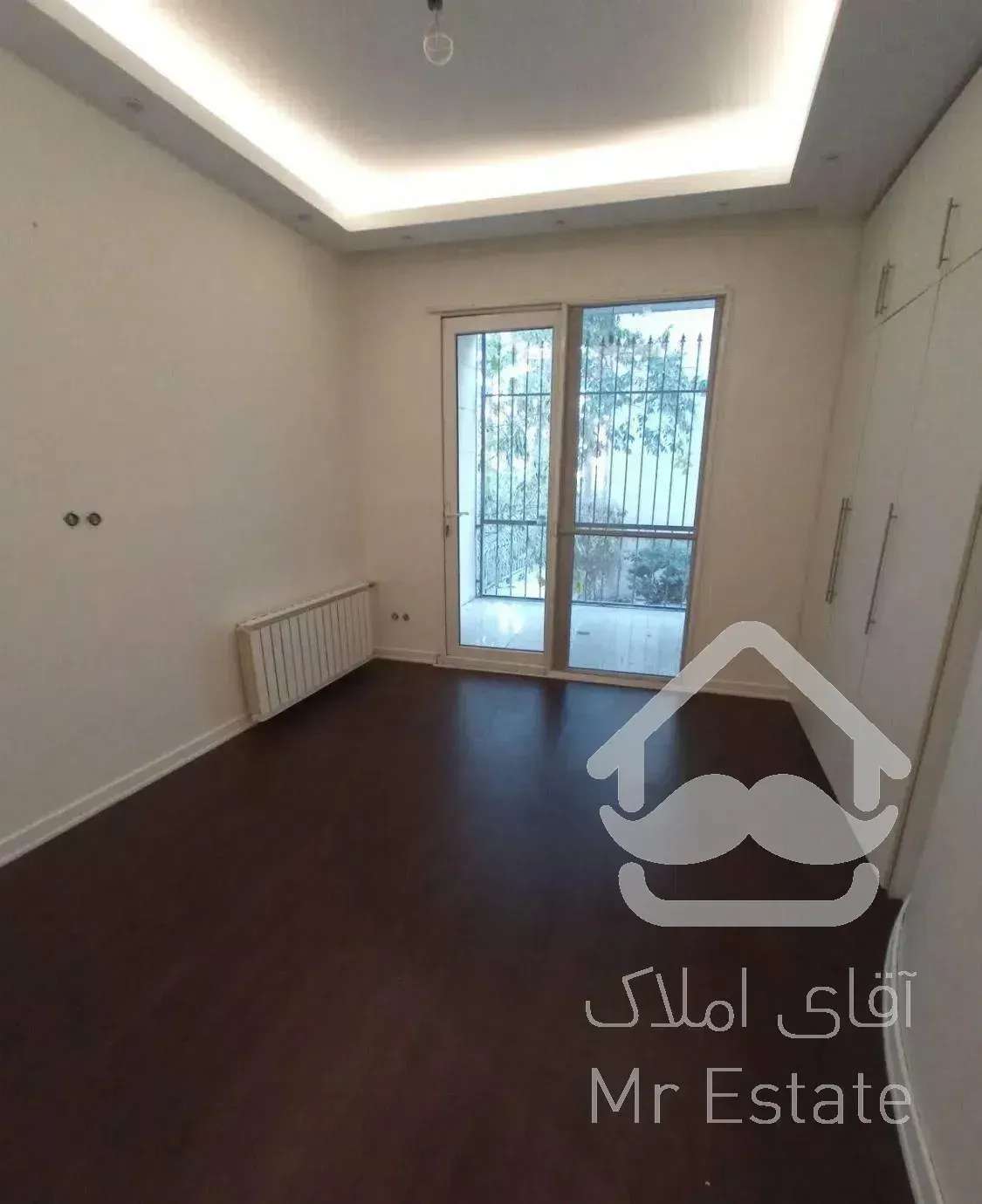 160متر+2تراس/تک واحدی بازسازی شده