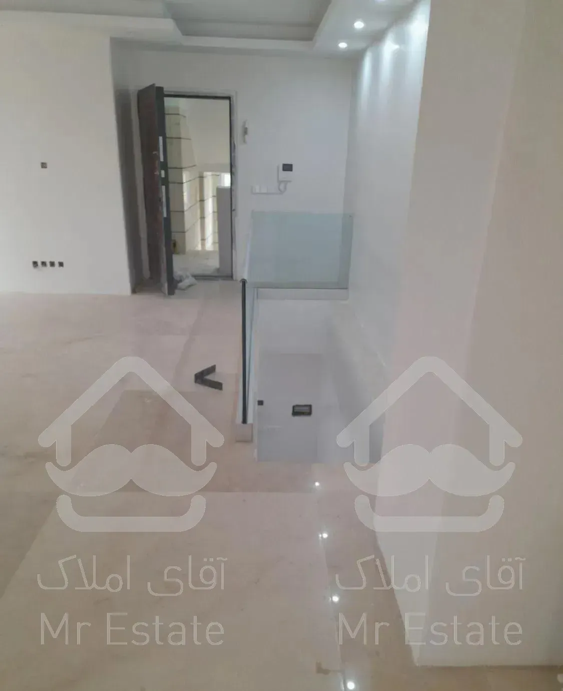 اپارتمان۱۱۸متری دو خواب برج باغ