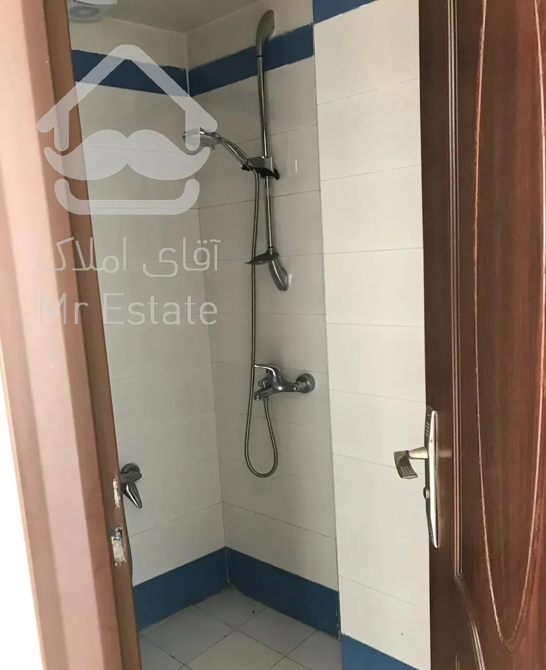 ظفر ۷۸ متر ۲ خوابه فول امکانات