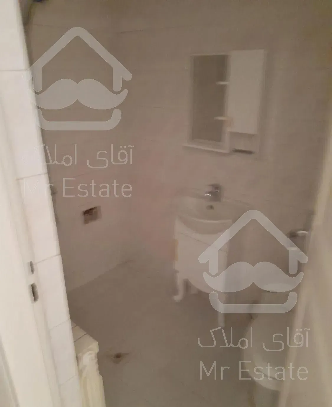 ۱۲۳متر سه خواب قرارداد با نظر مستاجر