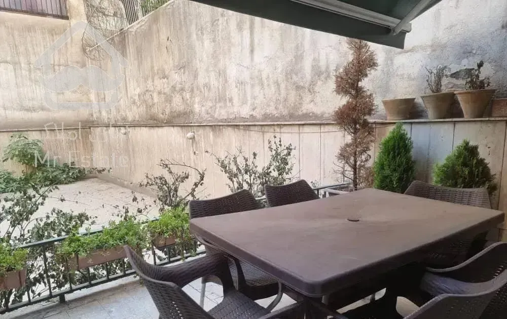 گاندی خارج از طرح ترافیک / ۸۴ متر ۲ خواب