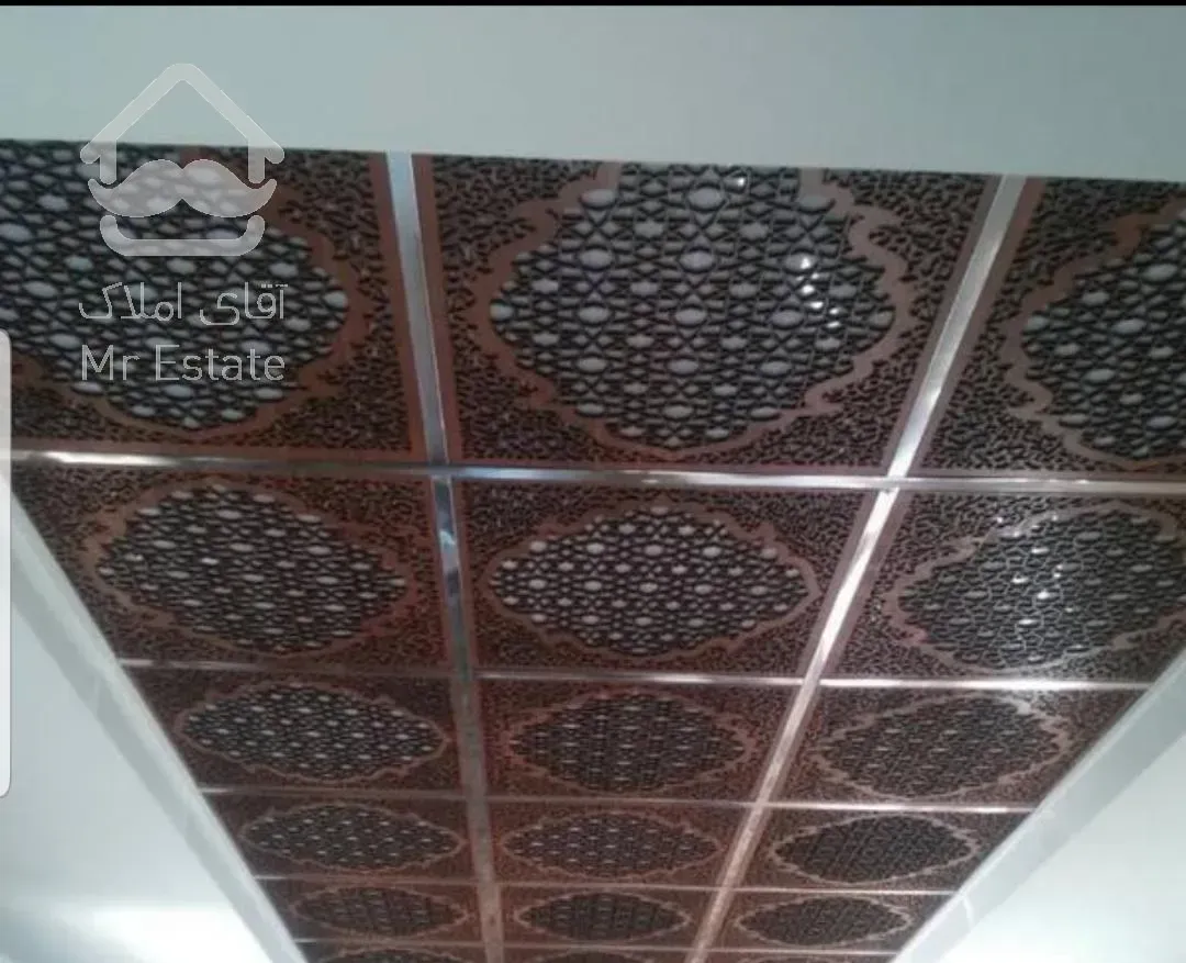 اجرای تخصصی انواع سقف ۶۰*۶۰ ( انواع تایل پی‌وی سی . گچی‌. الومنیوم . پانچ نا منظم )