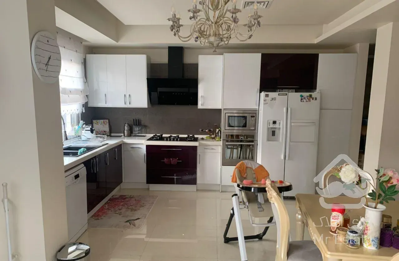 ۱۵۸متر آجودانیه ۳خواب نور و نقشه /سرمایه‌گذاری