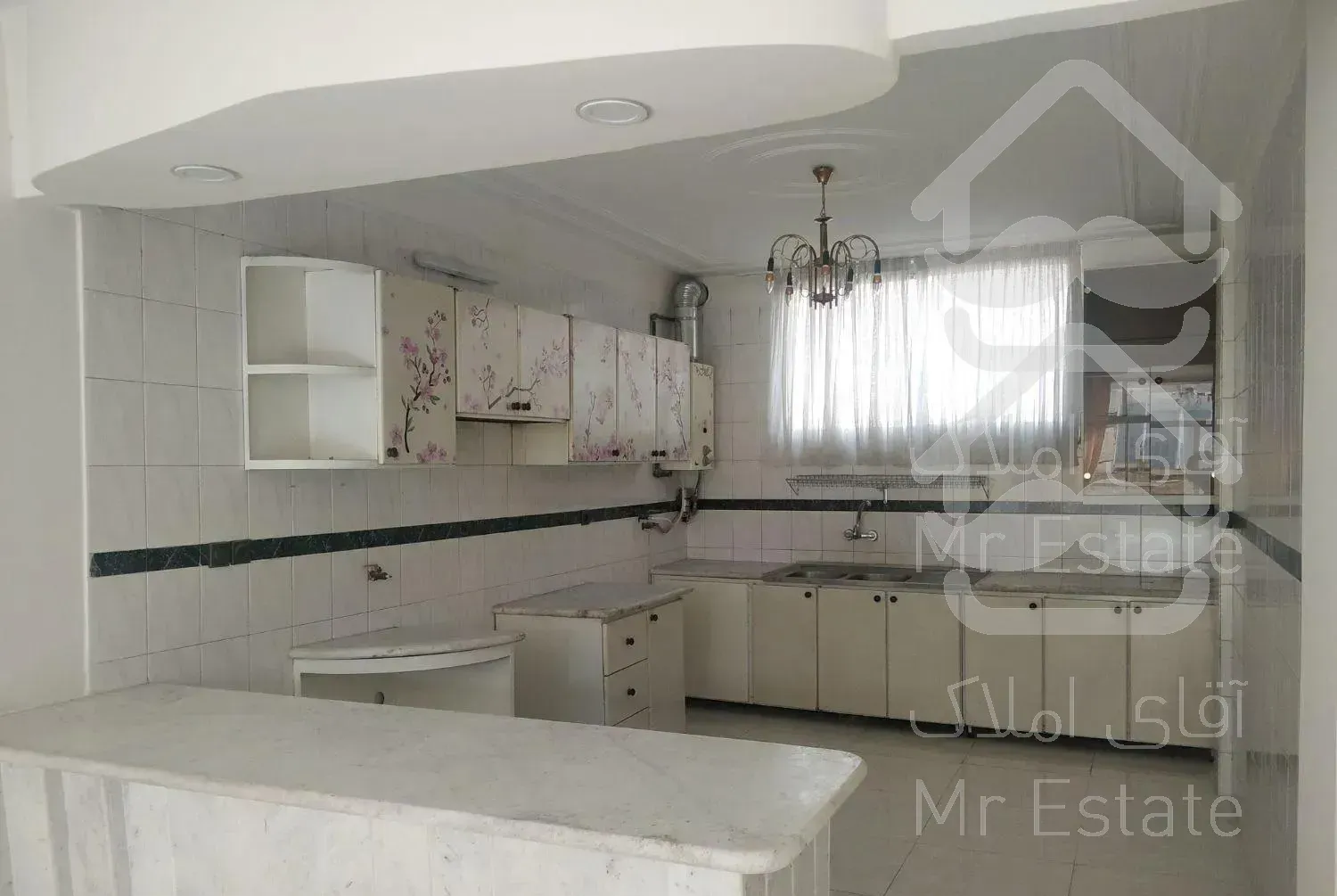 آپارتمان ۱۲۵متر ، ۲خواب ،اردیهشت شمالی