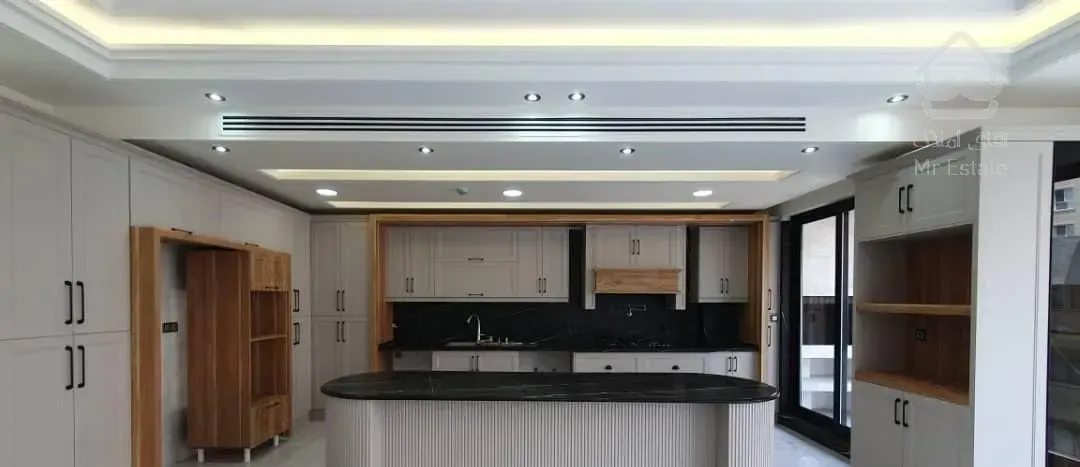 ۸۳۰ متر مستغلات فروش یکجا یا معاوضه با کلنگی