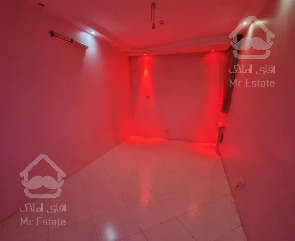 آپارتمان ۱۲۵ متری سه خوابه در احمدآباد،قائم ۱۶