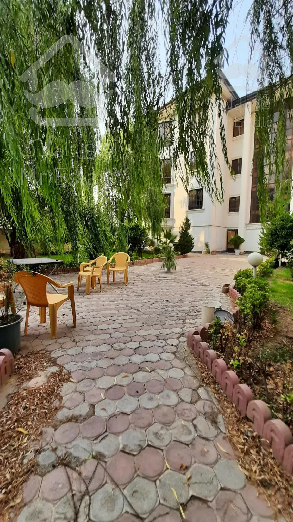 فروش ۱۲۰ متر تاپ لوکیشن مهرشهر