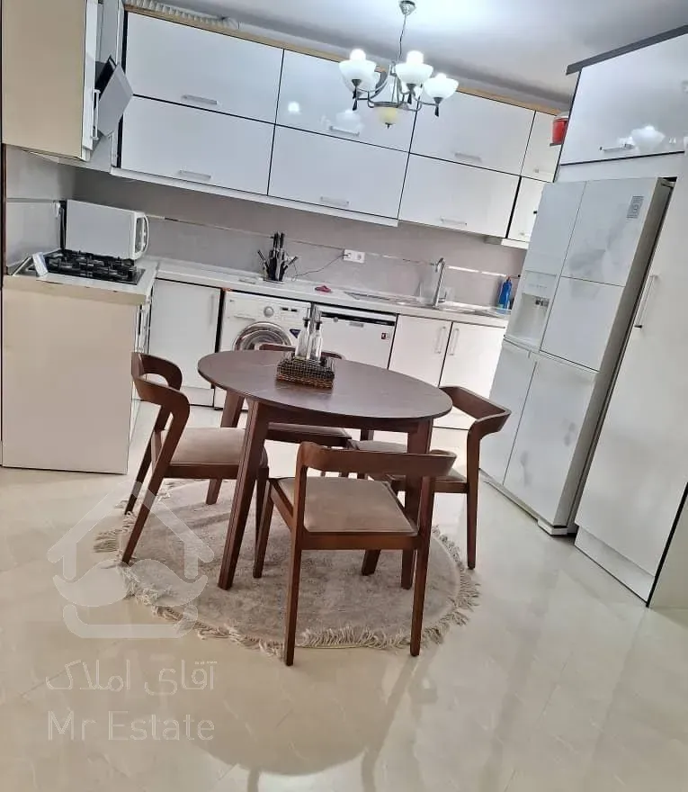 واحد شیک‌ ۱۲۸ متری