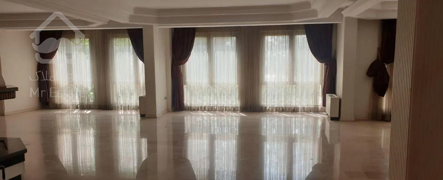 ۱۶۹ متر ساختمان با اصالت فول امکانات (فرشته)