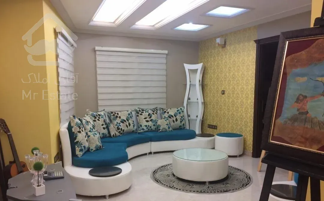 آپارتمان دو واحدی (ویلایی تور )آسانسور دار