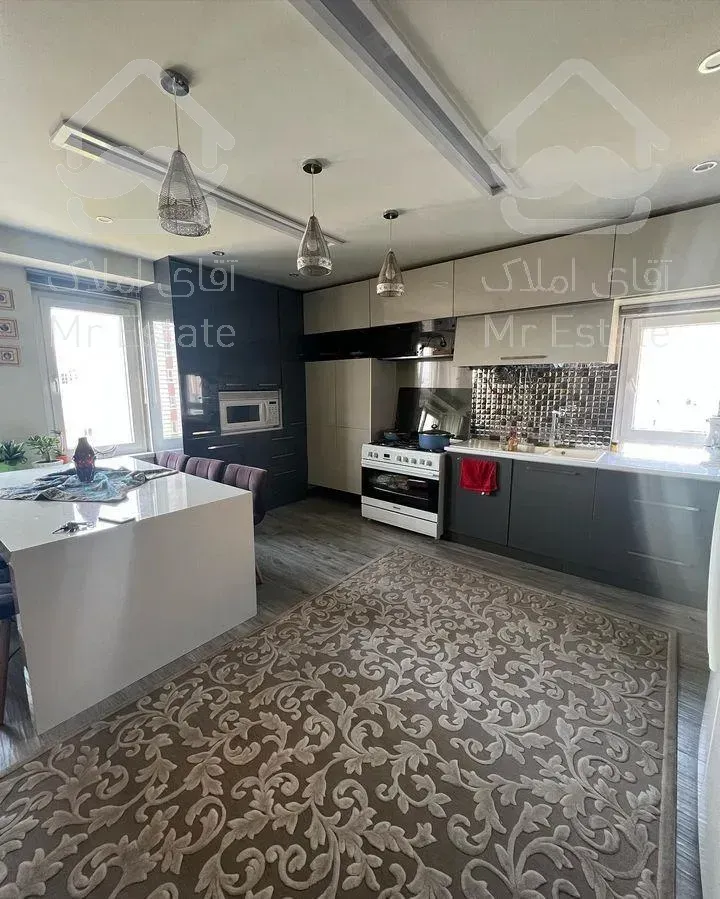 واحد ۱۲۸متری/نوساز/چیتگر