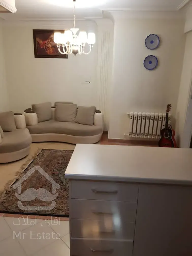 فروش 100 متری پاسداران