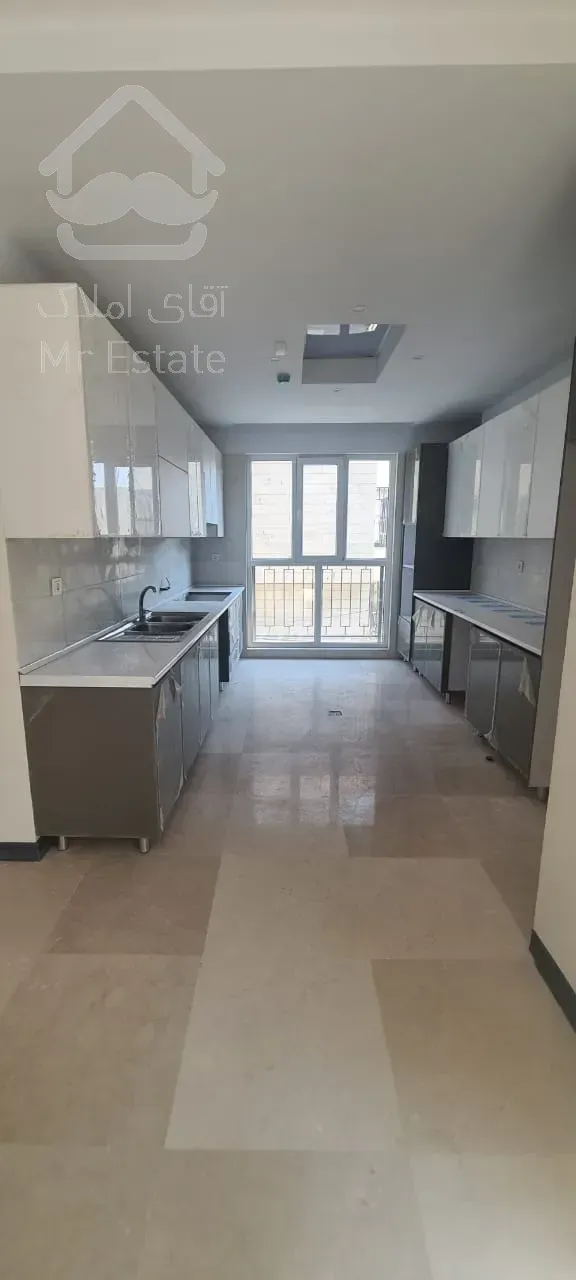 رهن و اجاره آپارتمان ۱۳۰ متری نوساز شهرک نفت