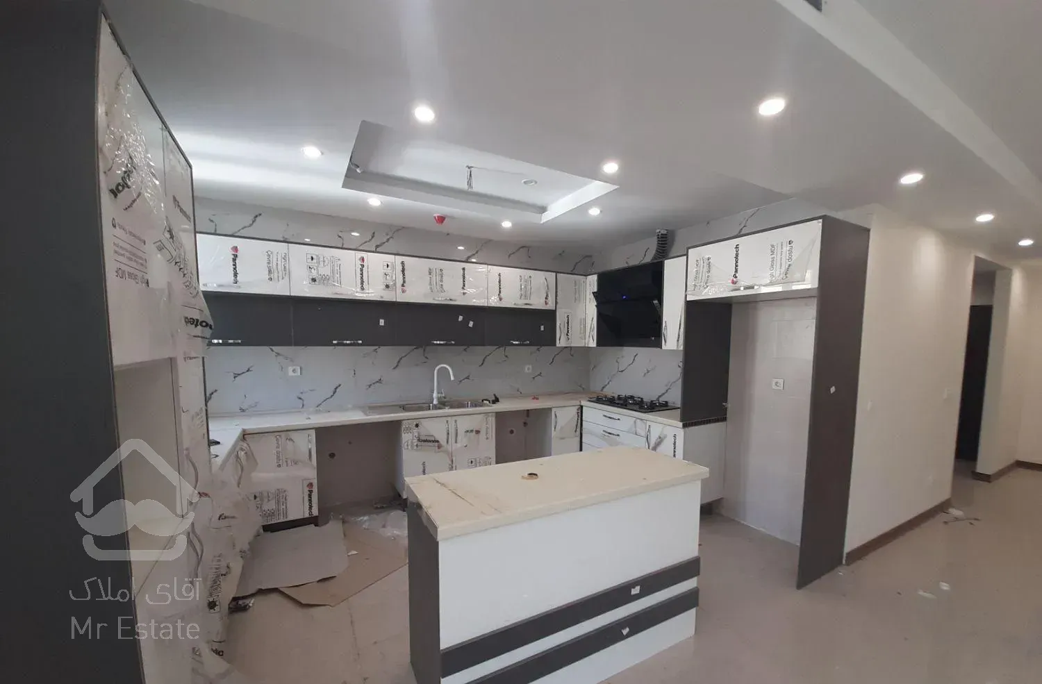 اجاره آپارتمان ۱۳۰ متری ۳ خوابه در شریف