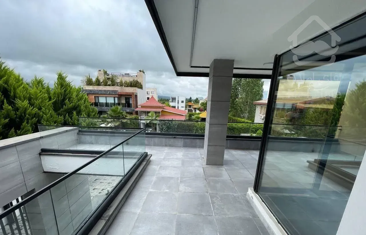 ویلا تریبلکس استخردار/350متری/منطقه برند/سنددار